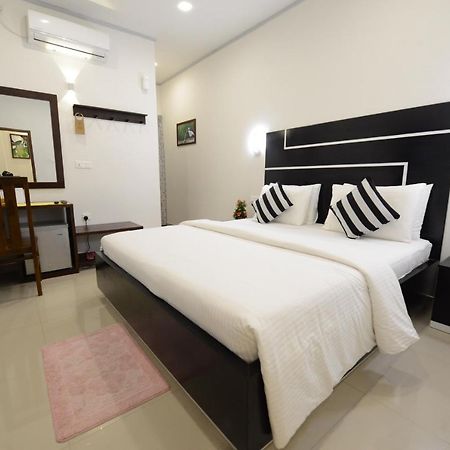 Diva Villa Airport Transit Hotel Katunayaka Ngoại thất bức ảnh